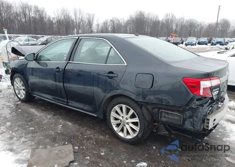 2012 Toyota Camry Xle z USA, uszkodzony, nr VIN 4T1BF1FK3CU004655